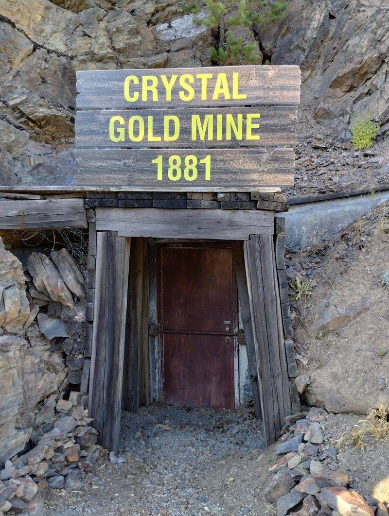 Crystal Gold Mine & RV Park