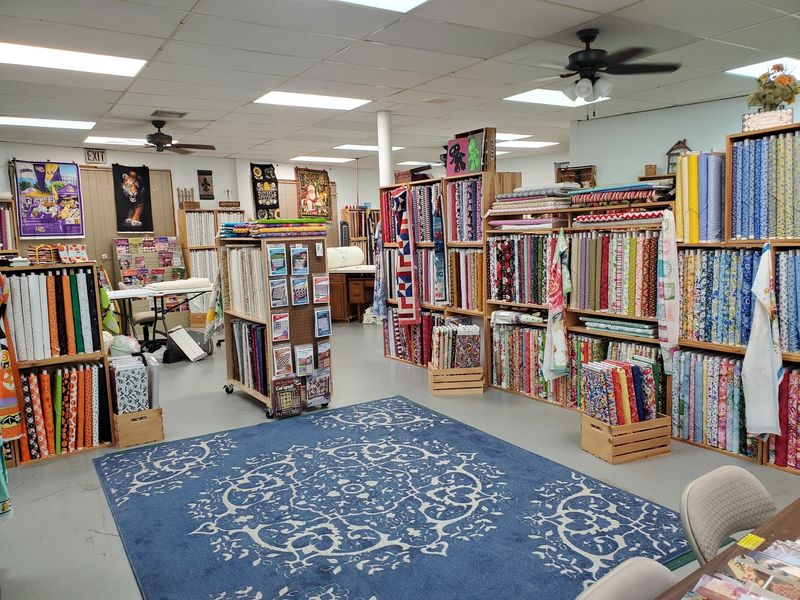 Aunt Nell’s Quilt Shop, Pineville