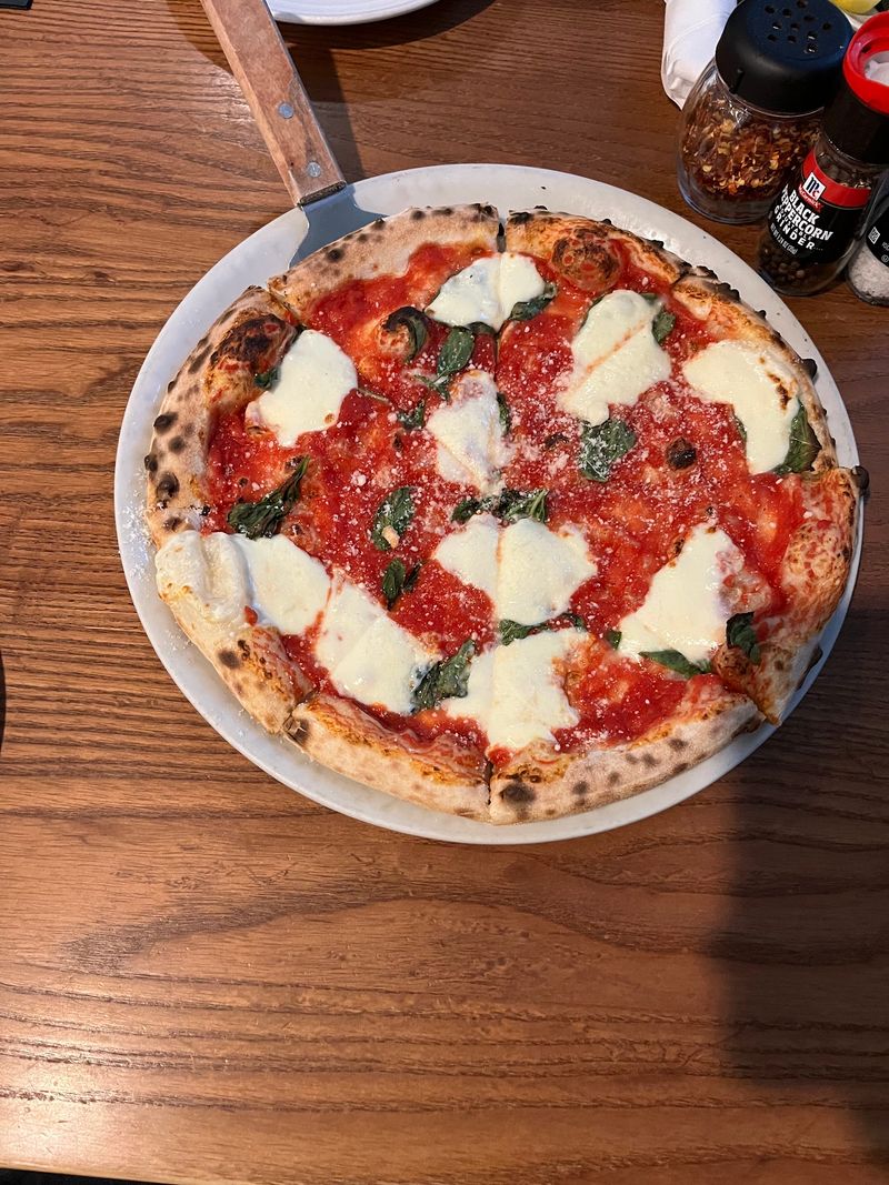 Two Pizza Styles Mean Nobody Has To Compromise