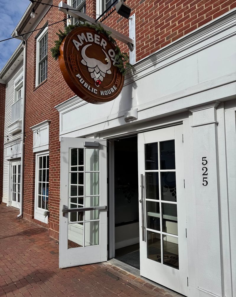 Amber Ox Public House, Williamsburg