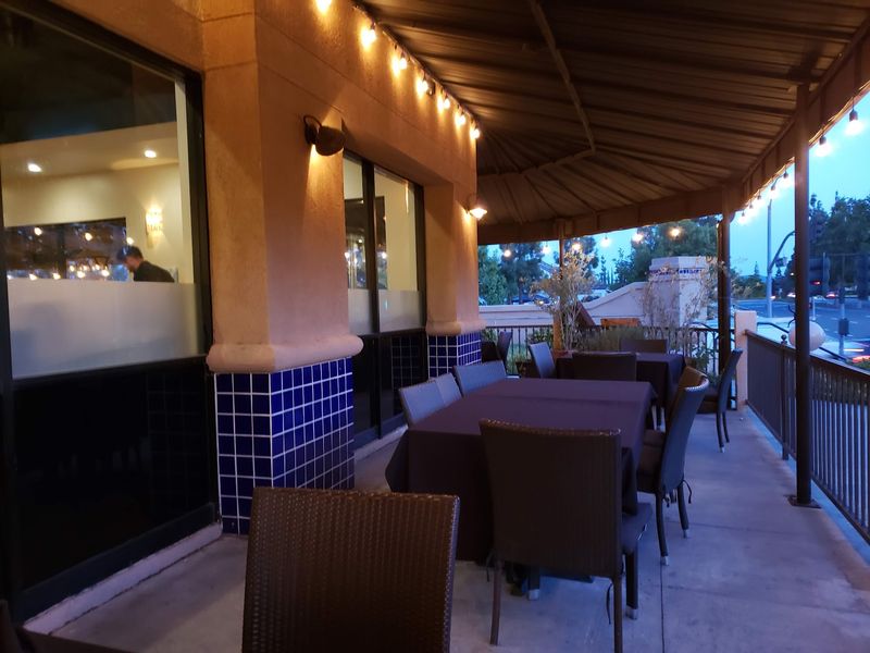 This Southern California Restaurant Has An Entirely Gluten-Free Kitchen And Diners Travel From Far And Wide To Try It - Decor Hint Planning A Dinner Visit
