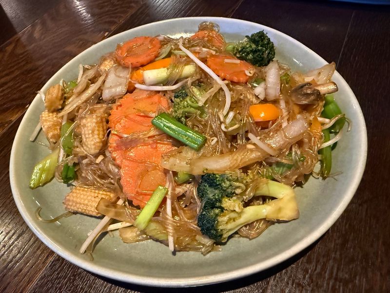 Top 10 Thai Restaurants In Kentucky That Never Disappoint - Decor Hint Archa Nine Thai Kitchen