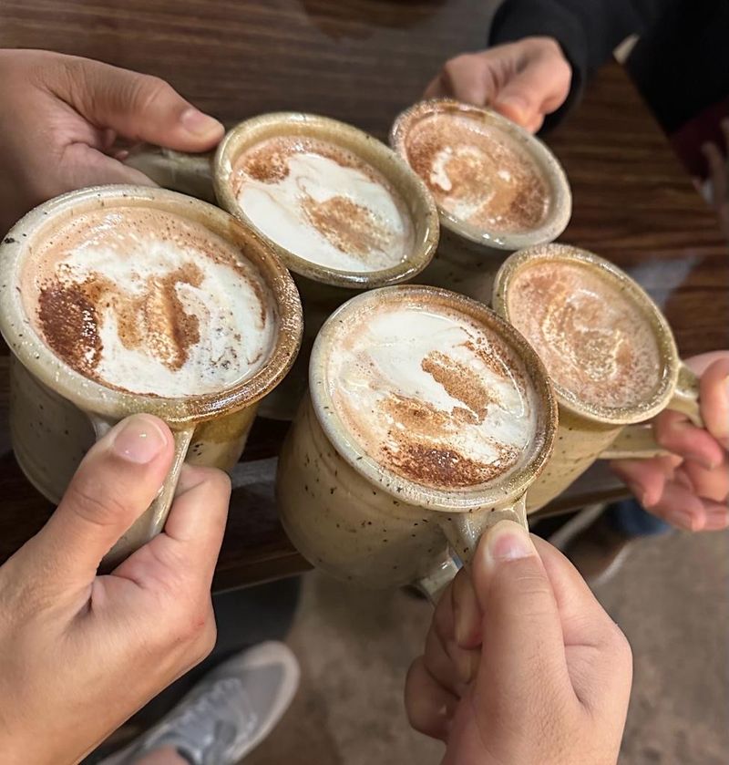 The Chocolate Bar In South Carolina That Makes Ordinary Desserts Feel Forgettable - Decor Hint Lattes, Lemonade, And Little Plates