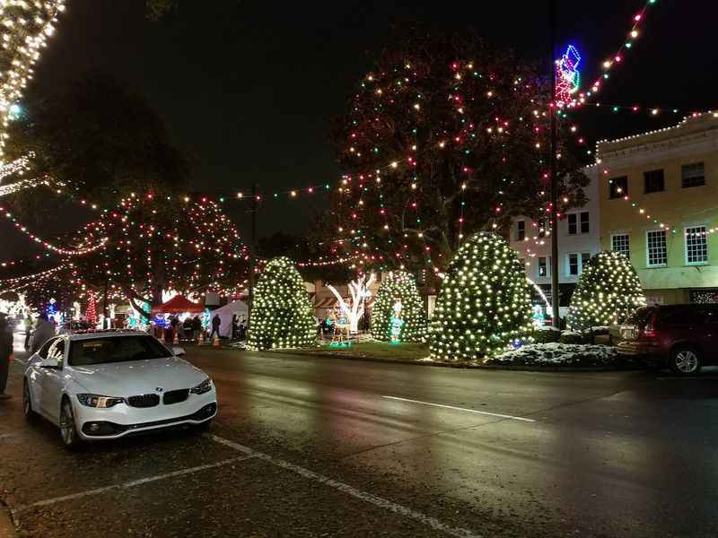 This North Carolina Town Turns Its Downtown Into A Free Christmas Wonderland With Over One Million Lights - Decor Hint A 1930s Tradition That Grew Way Beyond Two Trees