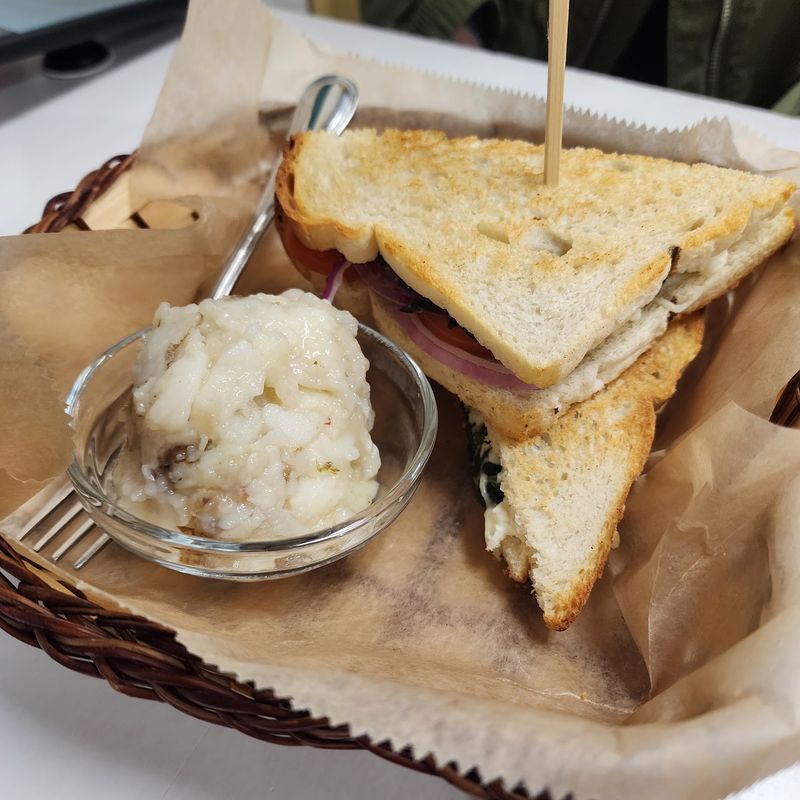 This Old-School Tennessee German Bakery And Deli Keeps Authentic Flavors Alive - Decor Hint Schnitzel, Currywurst, And A Proper German Lunch