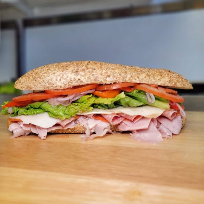 Mike's Deli, Norwalk 