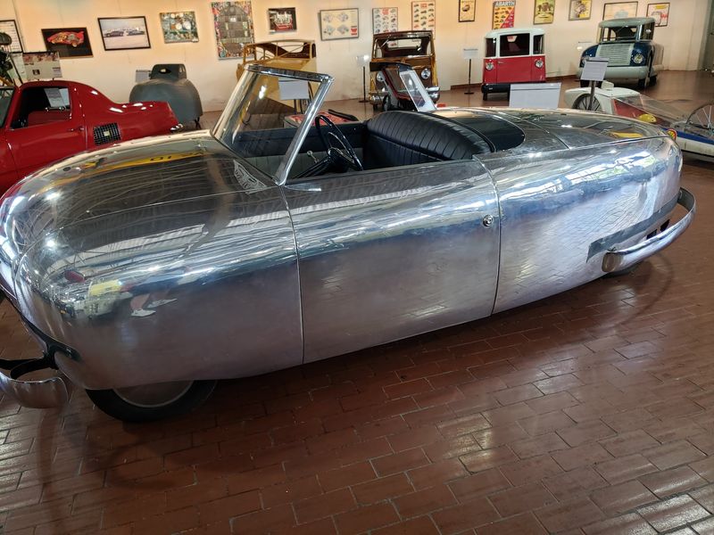 The Underrated Car Museum In Tennessee That’s Absolutely Worth The Drive - Decor Hint Small Cars, Big Ideas
