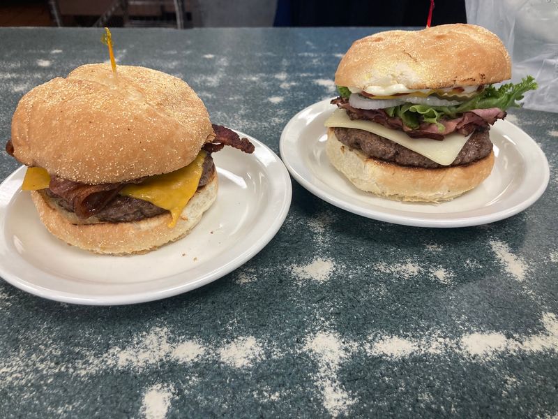 Smaller Appetites Still Have Plenty Of Burgers To Pick From