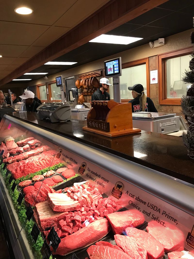 M & T Meats
