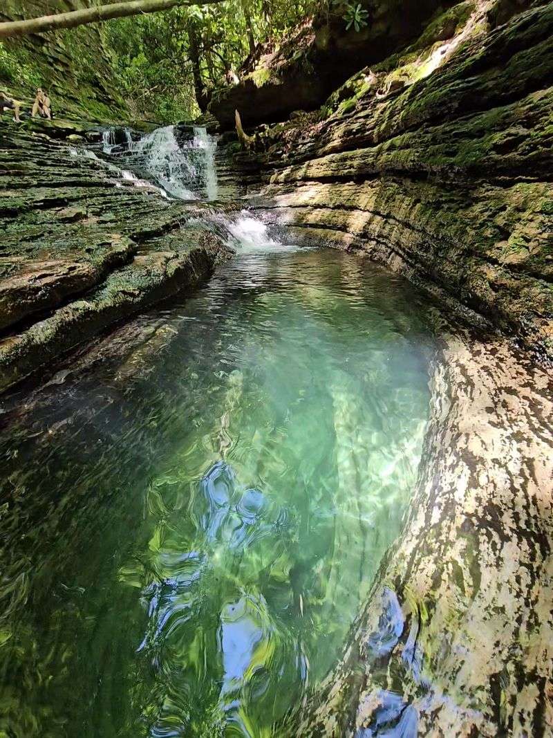 Devil's Bathtub, Duffield