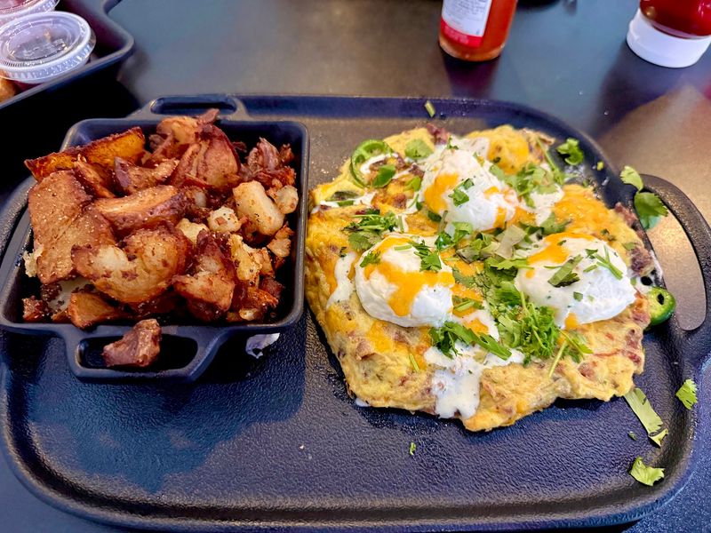 This Idaho Diner Has A Long Wait Most Mornings, And Regulars Have Been Lining Up For Years - Decor Hint Jalapeño Popper Flavor, Breakfast Edition