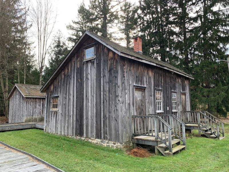 Guided Walks Bring Out The Stories Behind Each Porch
