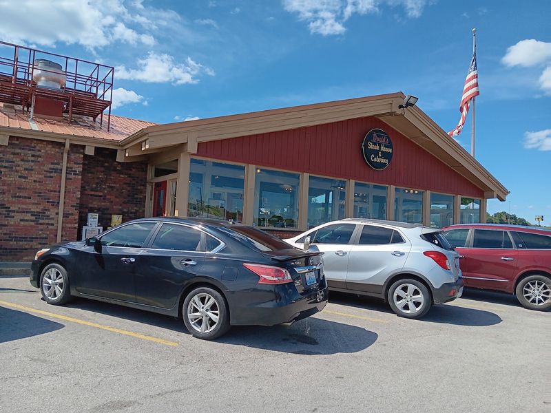 This Kentucky Buffet Restaurant Is So Good It’s Practically A Local Secret - Decor Hint Road-Trippers Can Swing In Right Off Exit 29