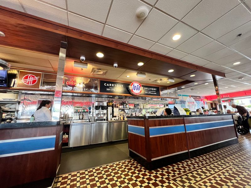 10 Wonderfully Weird Themed Restaurants In Maryland Where Dinner Becomes An Adventure - Decor Hint Silver Diner, Rockville