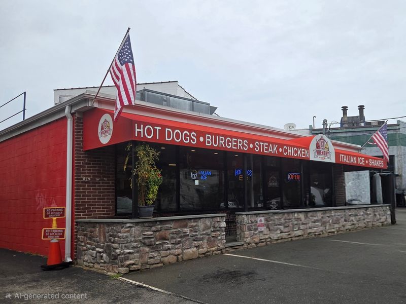 This Connecticut Hot Dog Joint Serves Chili Dogs So Good Locals Keep Coming Back For More - Decor Hint Plan Your Parking Before The Chili Cravings Kick In