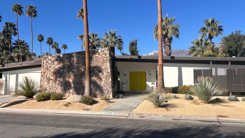 Four Fall Days Built Around Midcentury Style