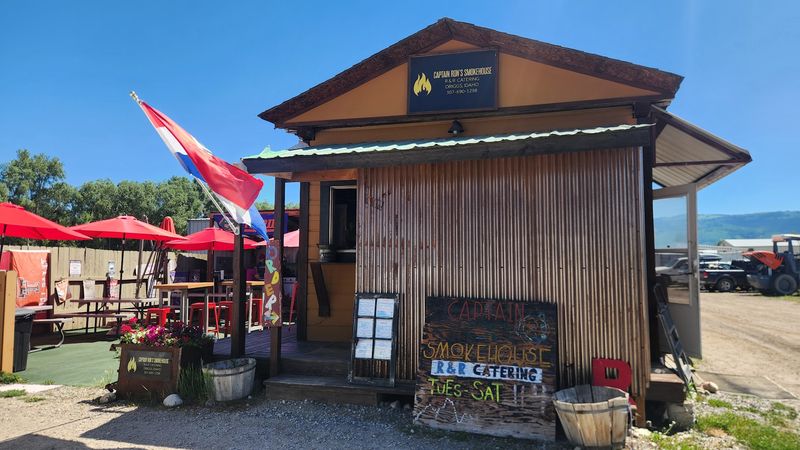 Capt Ron’s Smokehouse