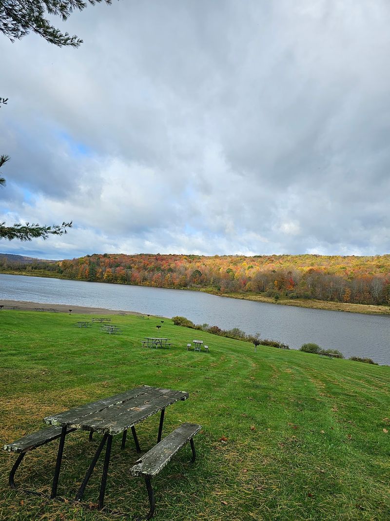 A Fishing Spot That Changes With The Seasons