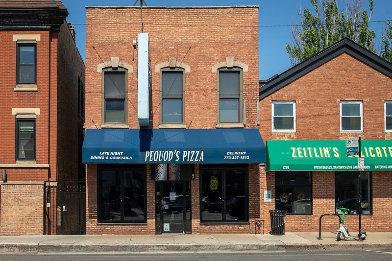 Pequod's Pizza, Chicago