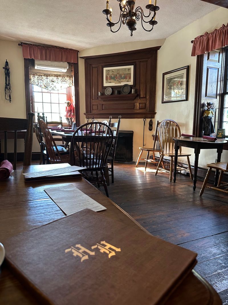 Hunters Head Tavern, Upperville