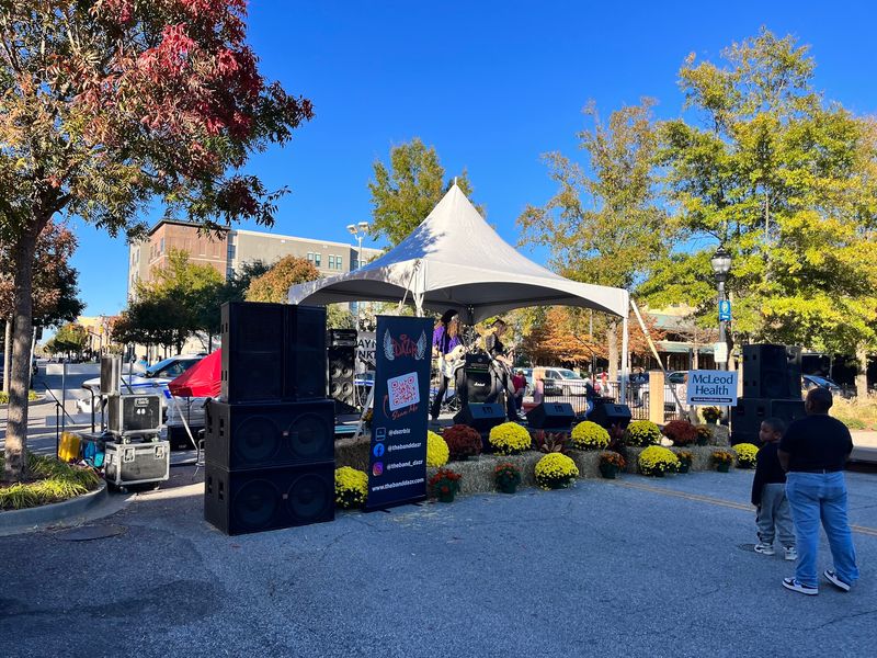 The Small South Carolina Town That Hosts A Massive Harvest Festival Every Fall - Decor Hint Plan A Comfortable Visit
