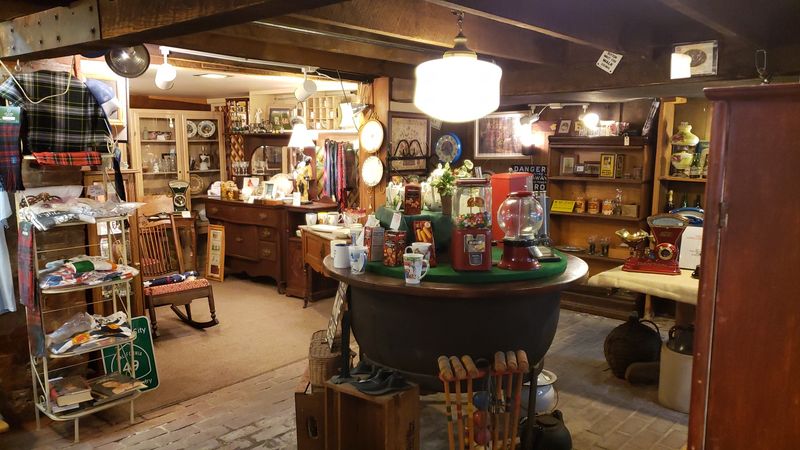 Meyer's Antiques Brings Slot Machines And Old Signs