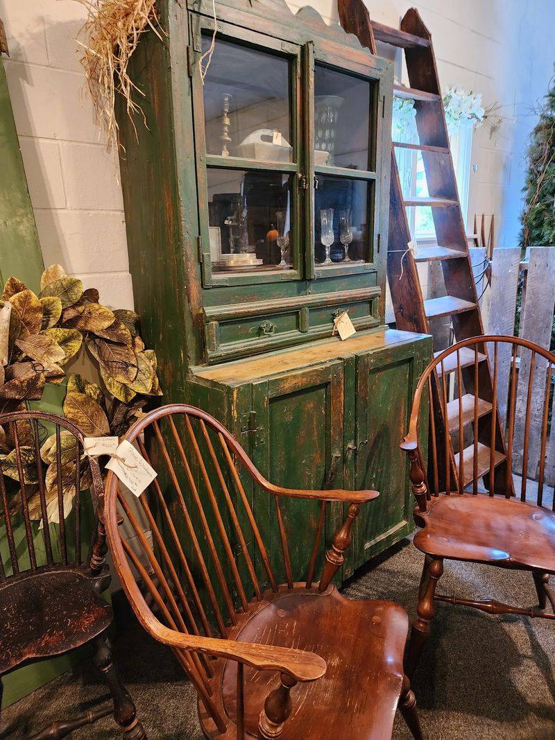 Holly Hock Farm Antiques