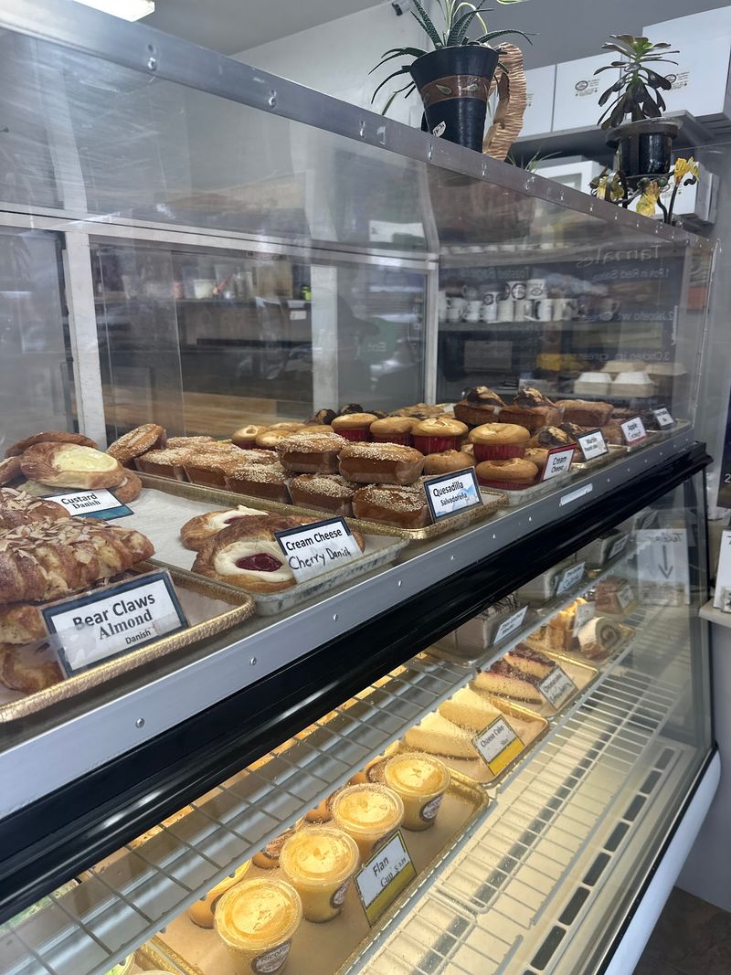 This California Latin Bakery Serves Fresh Pastries, Sweet Treats, And Traditional Favorites - Decor Hint A Baker Who Started At 11 Finally Got His Own Shop