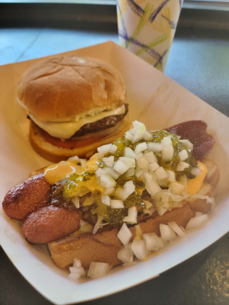 This Connecticut Hot Dog Joint Serves Chili Dogs So Good Locals Keep Coming Back For More - Decor Hint Homemade Chili Is The Reason Your Order Just Got Bigger