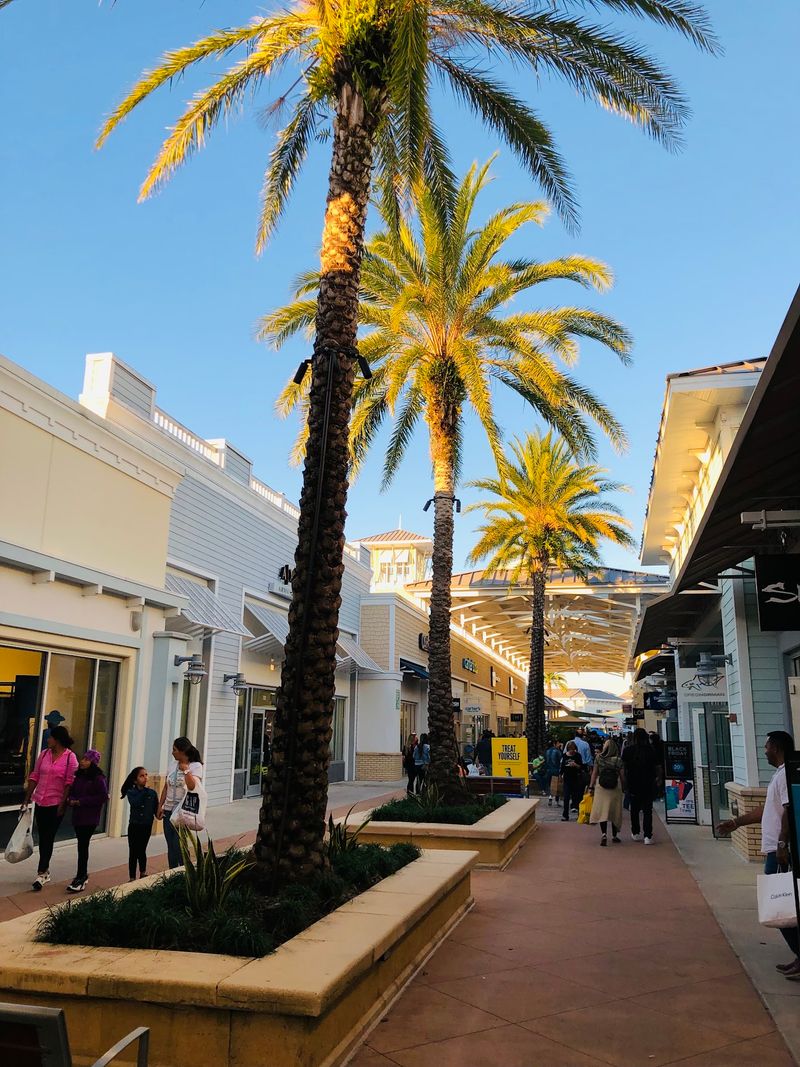 This Florida Outlet Mall Gets Your Steps In While You Hunt Brand-Name Deals, Drink In Hand - Decor Hint An Open-Air Bargain Hunt Just North Of Tampa