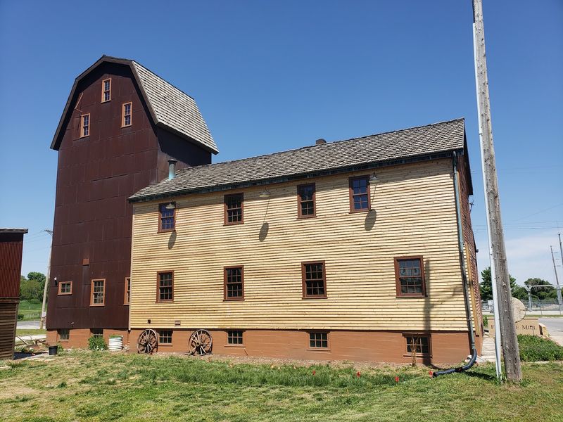 A Pink Landmark Hiding In Plain Sight In North Omaha