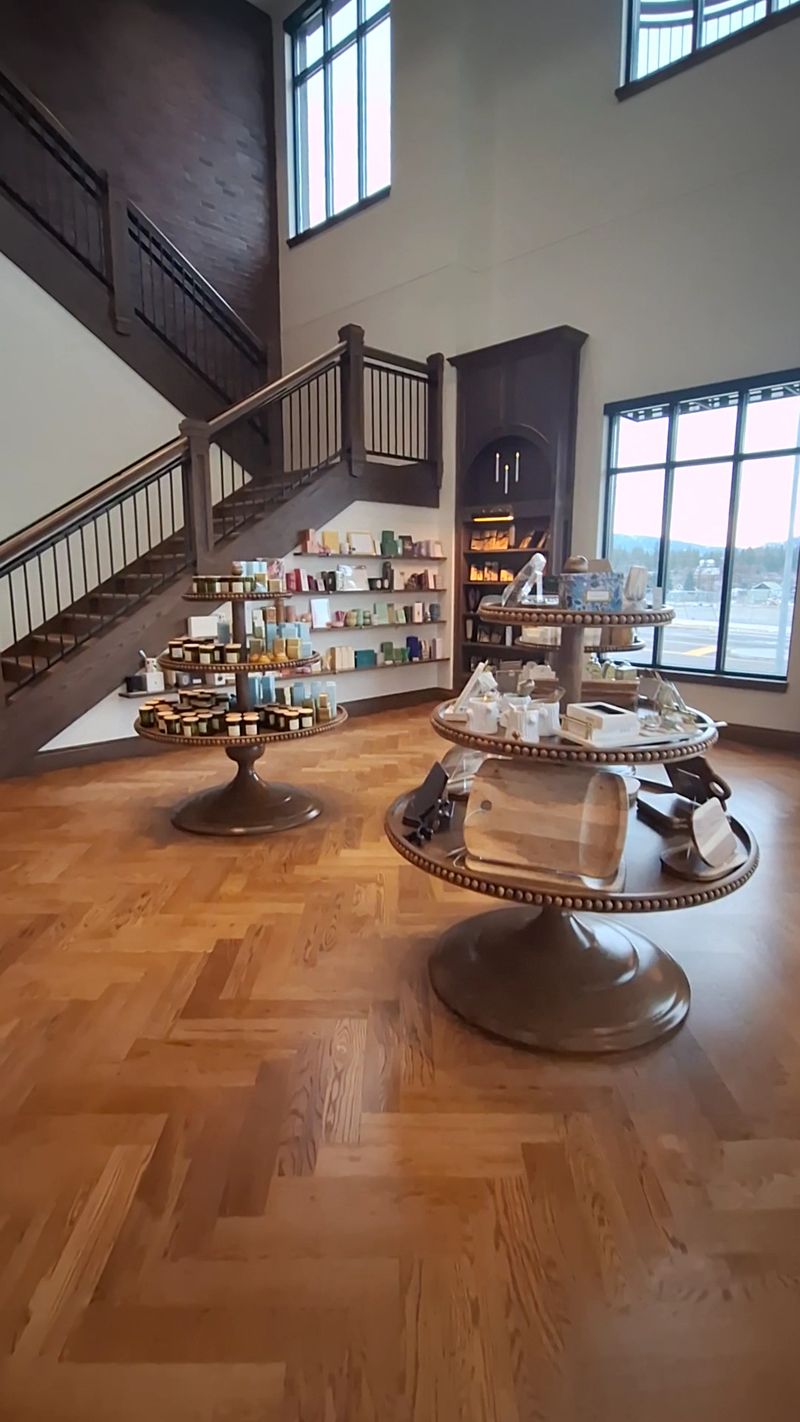 This Idaho Bookstore Has A Cozy Reading Nook Where You Sit With A Book And A Coffee Without Any Rush - Decor Hint A Bookstore, Bistro, And Coffee Bar Rolled Into One Panhandle Spot