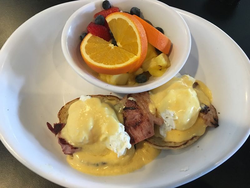 This Idaho Diner Has A Long Wait Most Mornings, And Regulars Have Been Lining Up For Years - Decor Hint A Treasure Valley Breakfast Stop Worth Setting An Alarm For