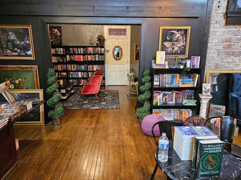 This Kentucky Bookstore Lets You Sip Coffee And Play Board Games Surrounded By Gothic Decor - Decor Hint A Wardrobe Doorway Leads You Straight To Your Latte