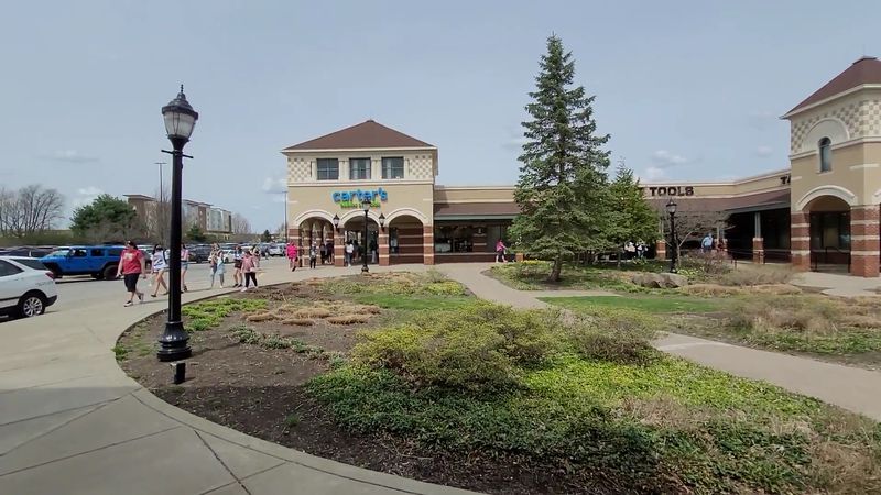 An Outlet Center Big Enough To Need A Game Plan