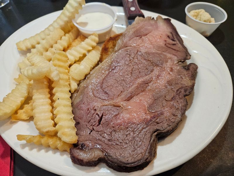 Chances "R" Restaurant & Lounge In York