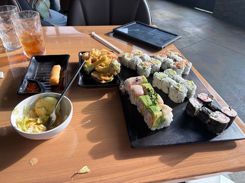 Rounds Of Fresh Food Beat A Buffet Line Every Time