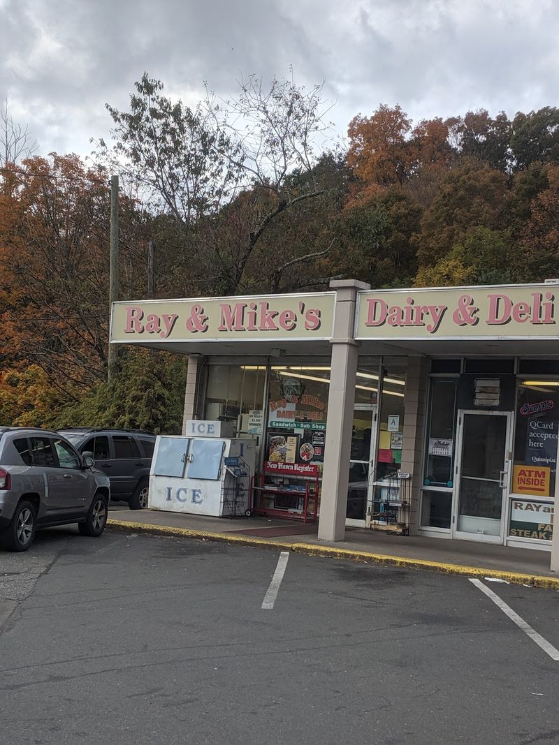 A Former Convenience Store Turned Into A Sandwich Powerhouse
