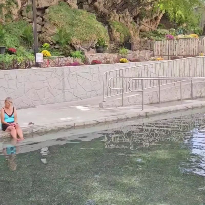 Two Hundred Thousand Gallons Of Natural Hot Water Fill The Pools At This Idaho Resort Every Day - Decor Hint Room For Grandparents, Grandkids, And Everyone Between