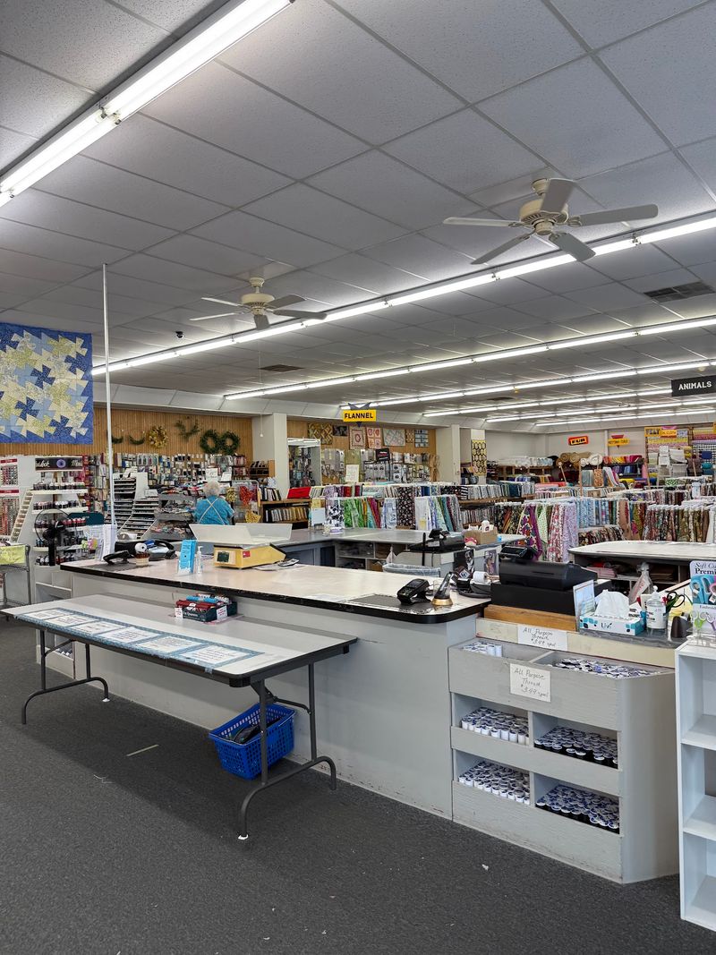 This Ordinary North Carolina Storefront Hides A Fabric Warehouse With By-The-Pound Bargains - Decor Hint Bring Your Questions Along With Your Measurements