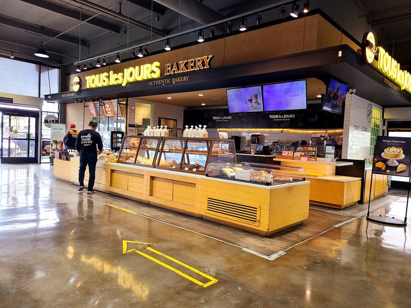12 California Asian Supermarkets With Food Courts Worth Exploring - Decor Hint H Mart Torrance
