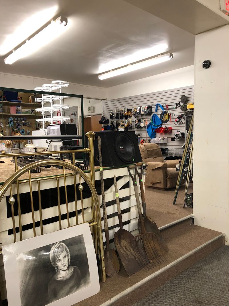 This Idaho Indoor Swap Meet Fills Its Booths With Toys, Mexican Goods And Used Finds At Fair Prices - Decor Hint Old Tools, Vintage Threads And Used Finds For Patient Hunters