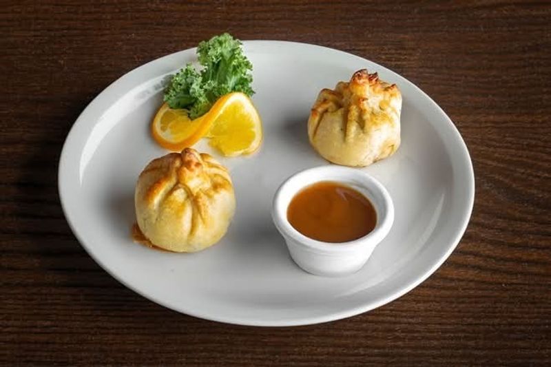 Classic Jewish Deli Specialties Keep The Menu Rooted In Tradition
