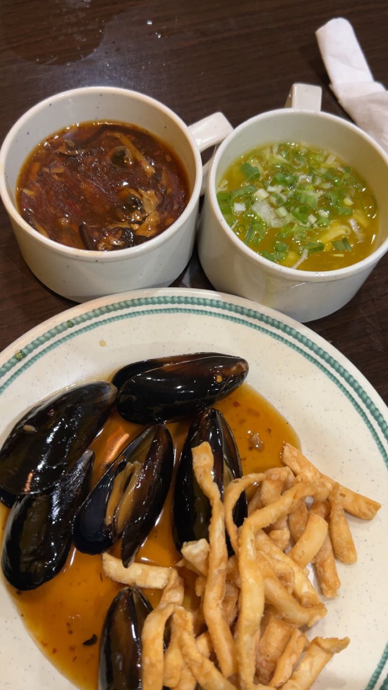 This Unassuming North Carolina Buffet Serves A Massive All-You-Can-Eat Feast For Under $10 - Decor Hint Make A Second Trip For Soups, Rice Dishes And Vegetable Favorites