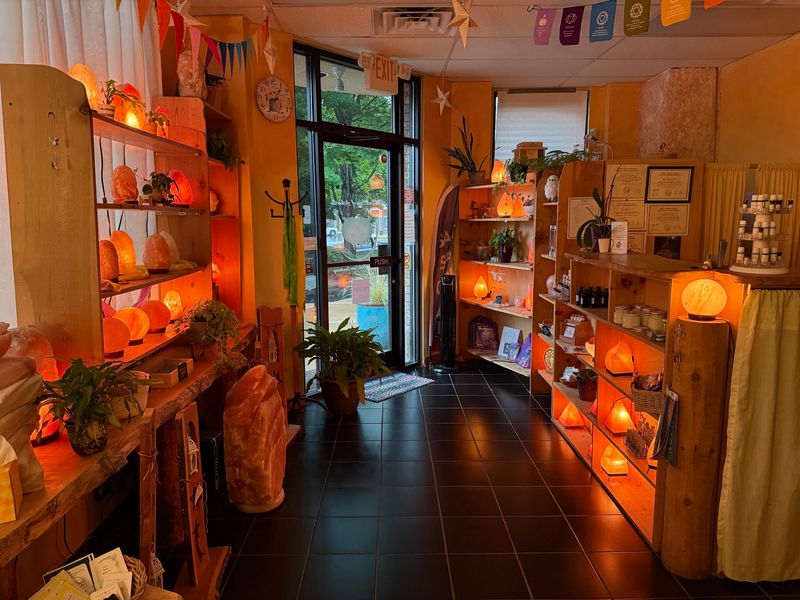 Leave Fragrances And Electronic Devices Behind Before Entering The Therapy Space