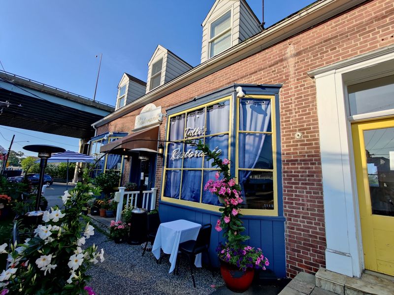 These 11 Secret Italian Restaurants In Connecticut That Locals Swear Are Perfect For Fall Evenings - Decor Hint Tutti's Ristorante, Westport