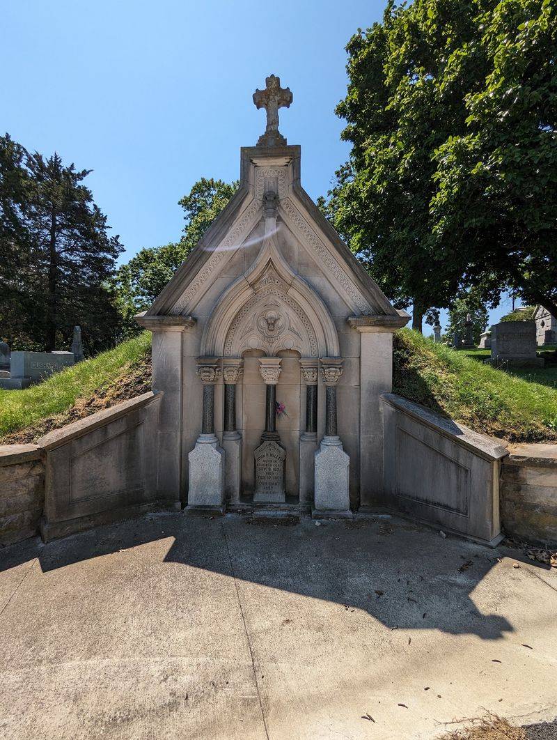 Echoes Of A Vanished Mausoleum