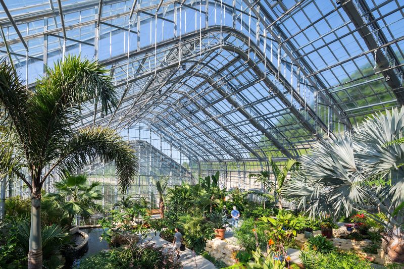 Most People Walk Right Past The Best Part Of This 100-Acre Nebraska Garden - Decor Hint Inside the Marjorie K. Daugherty Conservatory