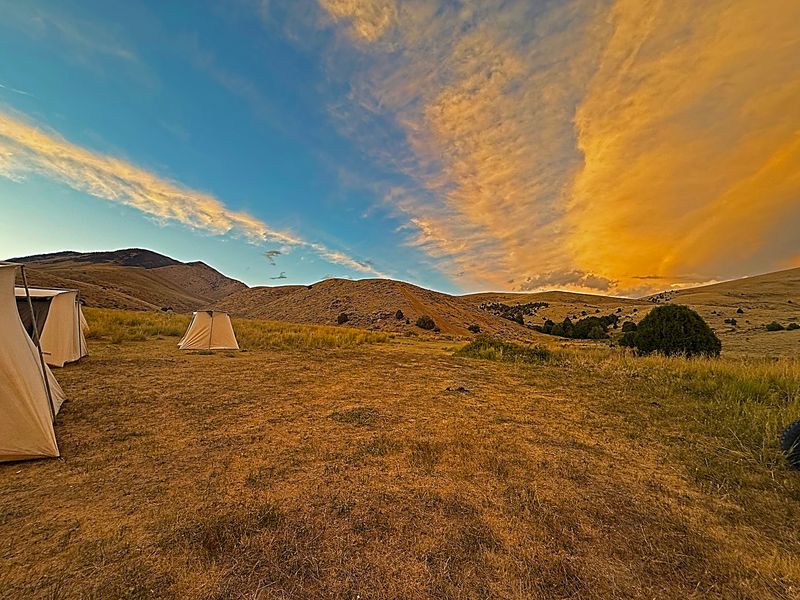 This Idaho Ranch Pairs A Fast Ride Herding About 40 Horses With A Homemade Treat Waiting Afterward - Decor Hint Warm Springs Waiting At Some Campsites