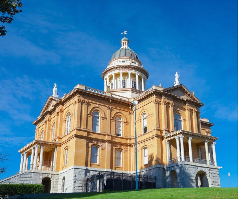 These 11 California Courthouses Look More Like Palaces Than Government Buildings - Decor Hint Placer County Courthouse, Auburn